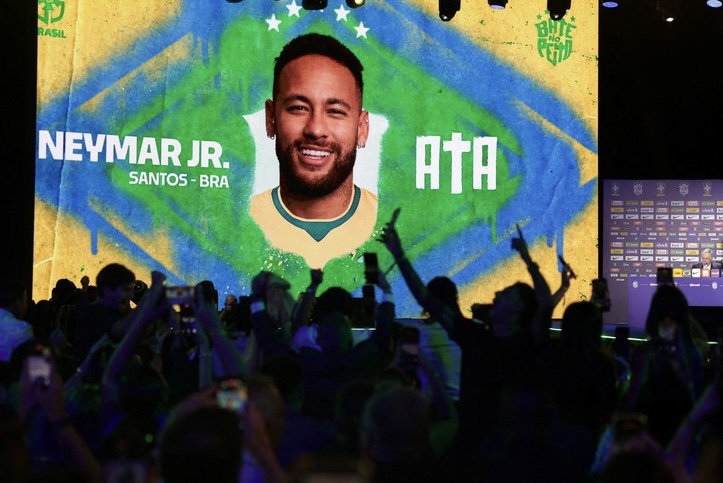 Neymar é convocado mas longe de ser capitão