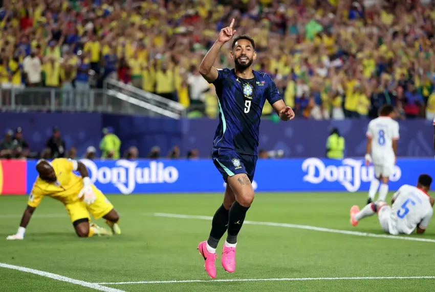 No momento, você está visualizando Brasil desencanta e faz 3×0 contra Haiti