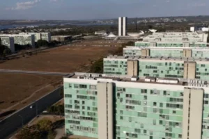 Leia mais sobre o artigo Governo fala sobre ponto facultativo em jogos do Brasil na Copa